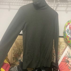 Green turtleneck H&M